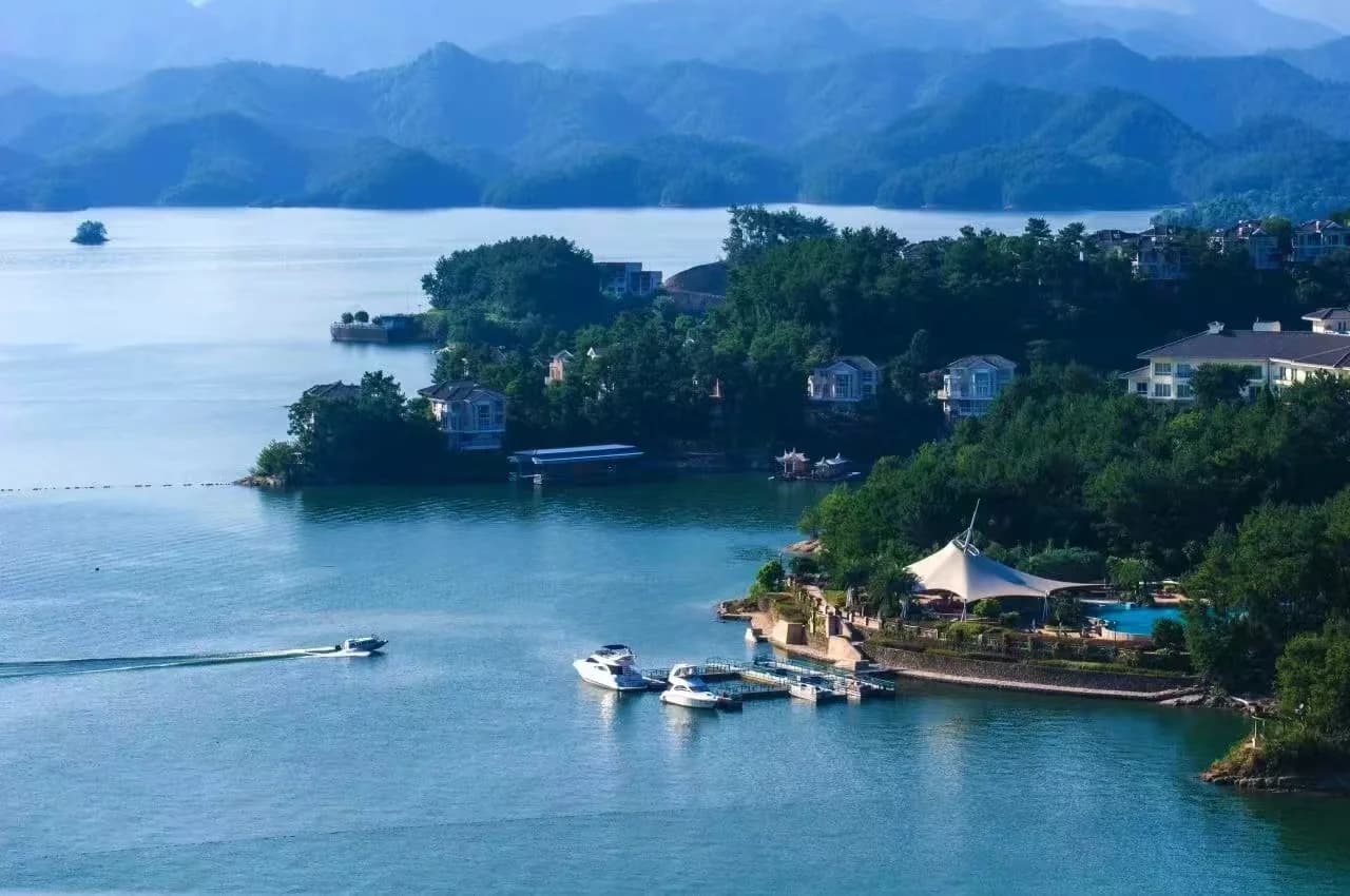 Qiandao Lake scenic view